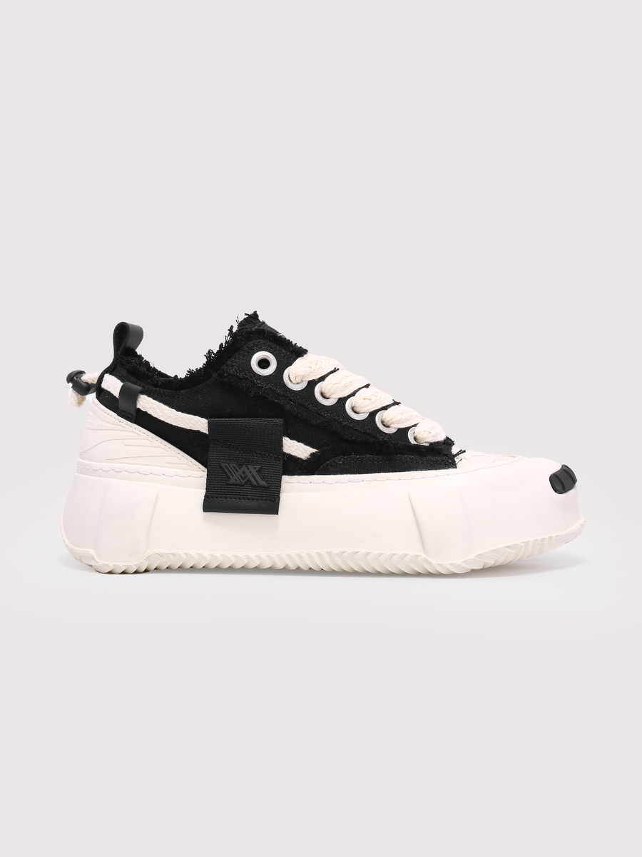 ELEVATE SNEAKER - BLACK CREAM