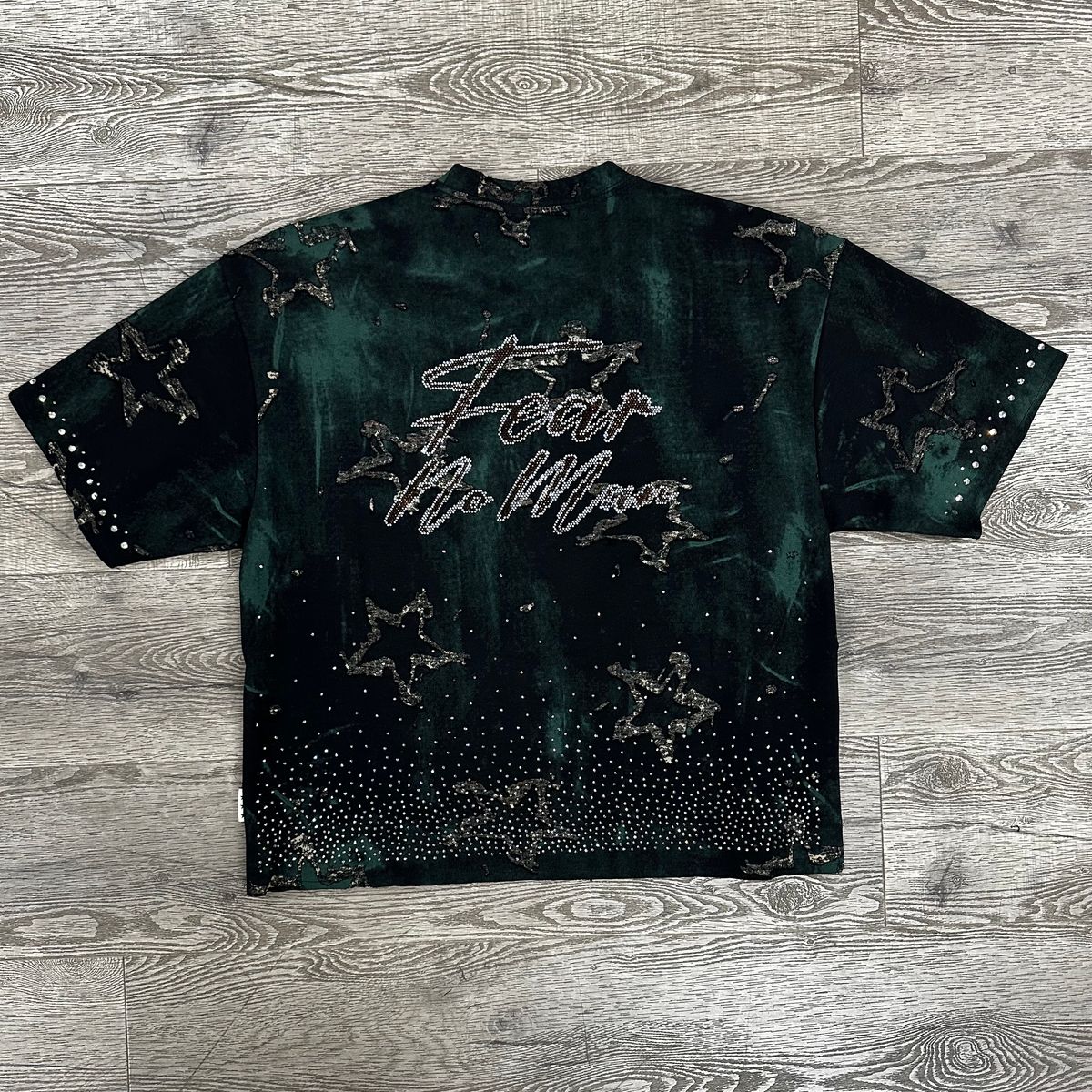 "FEAR NO MORE" DOUBLE SIDE CROPPED T-SHIRT