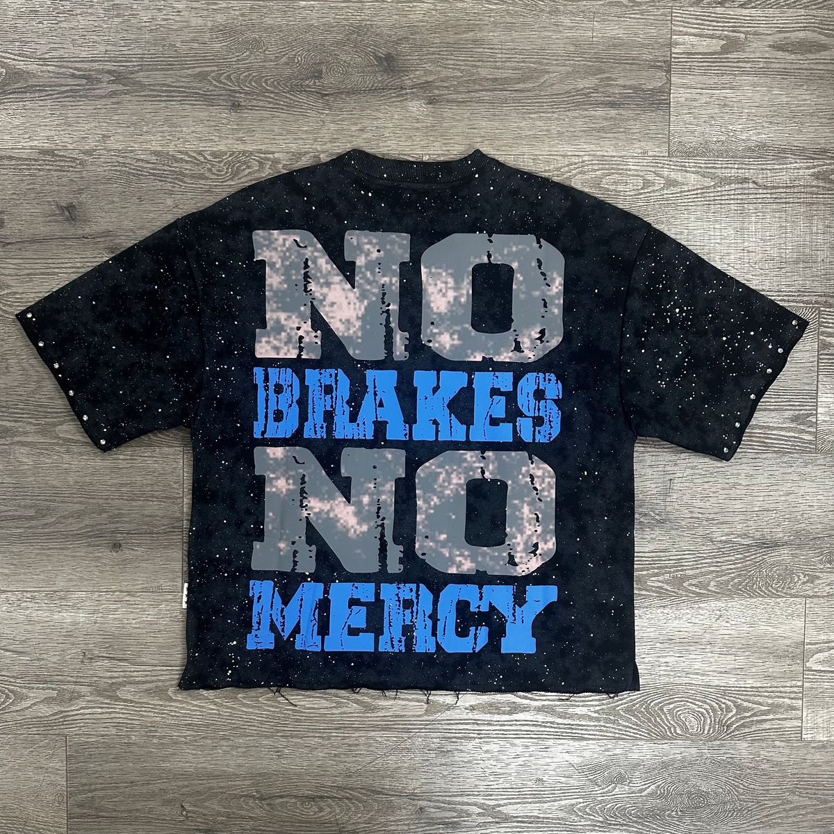 "NO BREAKES NO MERCY" F-TERRY CROPPED T-SHIRT
