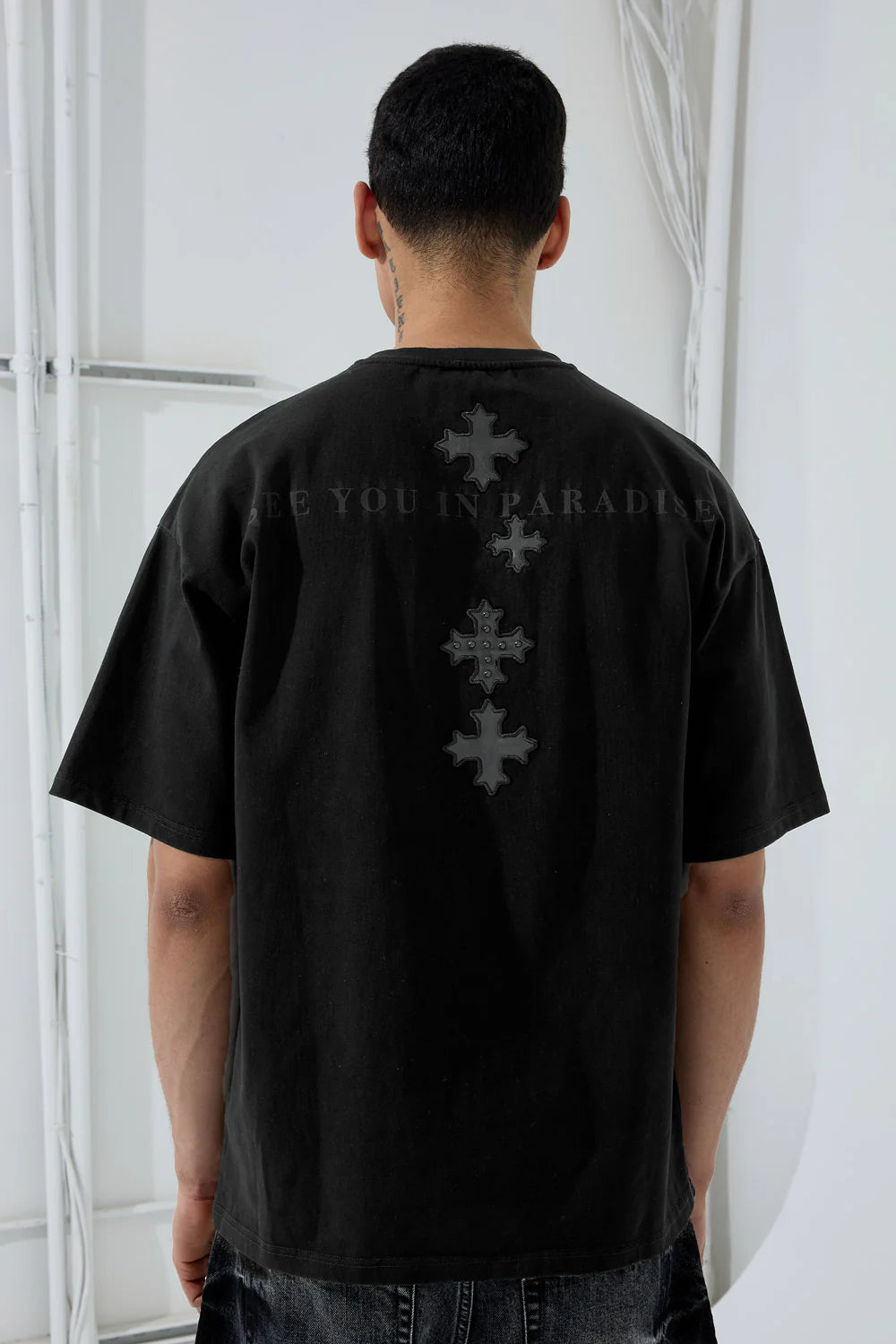 Utopia T-Shirt - Jet Black