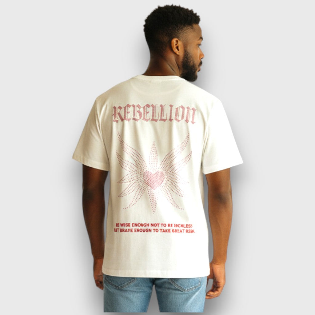 RST-113 WHT REELISTIK REBELLION GRAPHIC HEAVY WEIGHT TEE